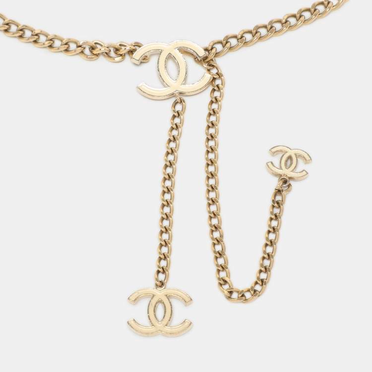 Pre Owned Chanel Gold Tone Enamel CC Charm Chain Belt