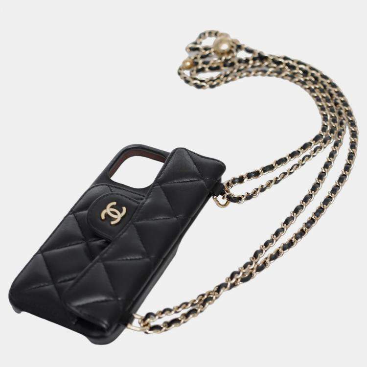 Pre Owned Chanel Black Lambskin Quilted iPhone 12Pro Chain Case