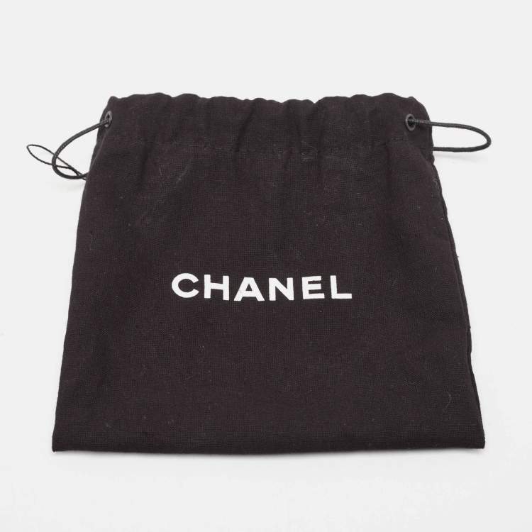 Pre Owned Chanel Black Leather CC Oval Logo Buckle Belt 90CM