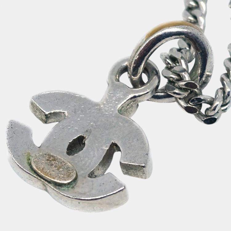 Pre Owned Chanel Rhinestone Silver CC Chain Necklace Pendant 4P