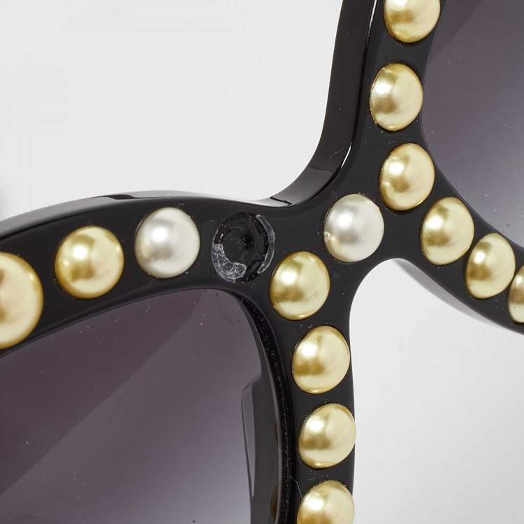 Pre Owned Chanel Black/Grey Gradient 71095 Faux Pearl Cat-Eye Sunglasses