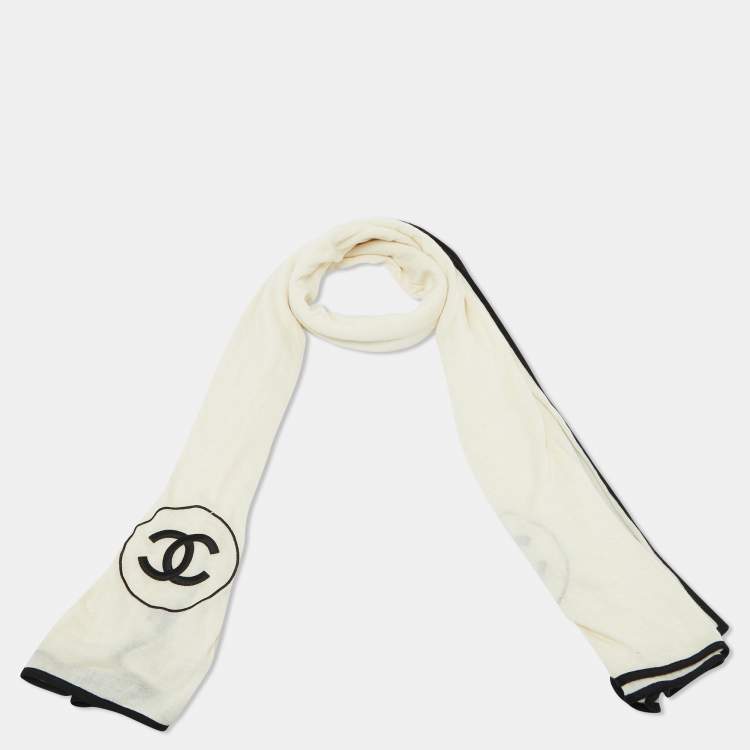 Pre Owned Chanel Cream CC Embroidered Cashmere & Silk Knit Scarf