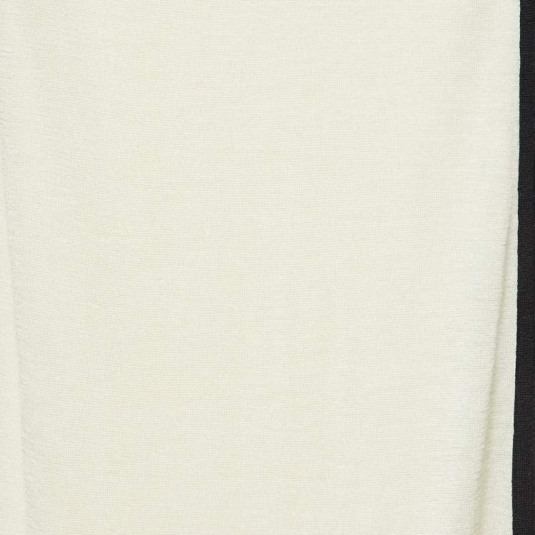Pre Owned Chanel Cream CC Embroidered Cashmere & Silk Knit Scarf