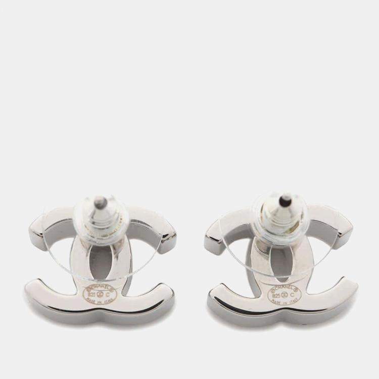 Pre Owned Chanel Silver/Transparent Metal Rhinestone Cc Logo Rhinestone Earrings