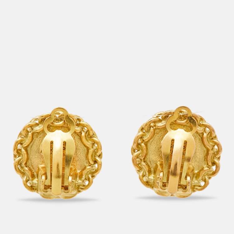 Pre Owned Chanel CC Gold Tone Clip On Earrings
