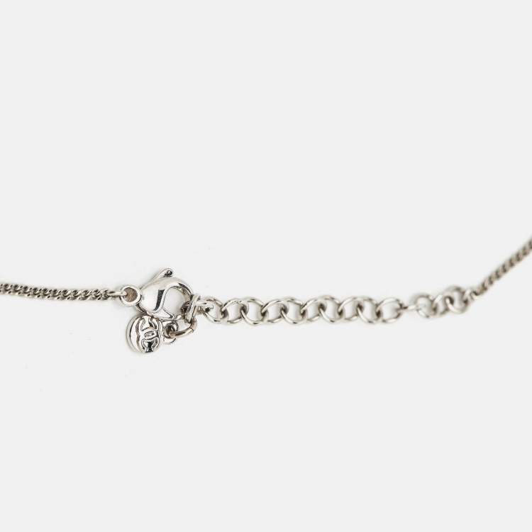Pre Owned Chanel CC Crystals SIlver Tone Necklace