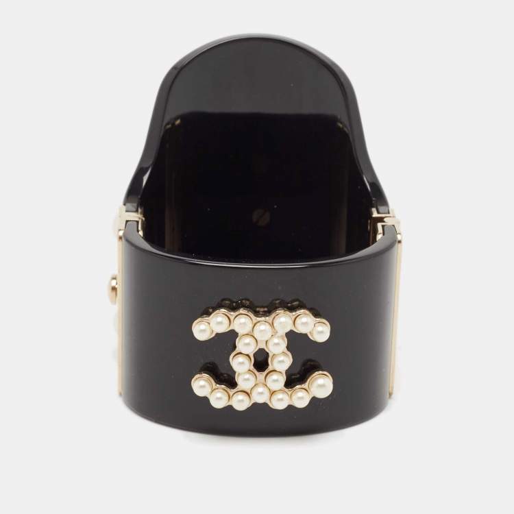 Pre Owned Chanel CC Black Resin Faux Pearl Gold Tone Cuff Bracelet