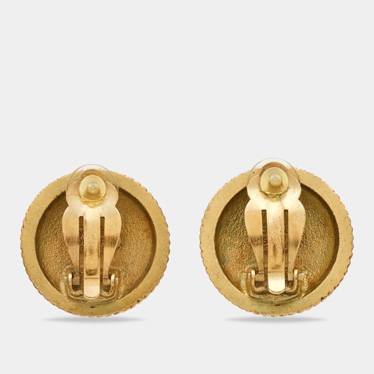 Pre Owned Chanel CC Rope Motif Gold Tone Round Clip-on Stud Earrings
