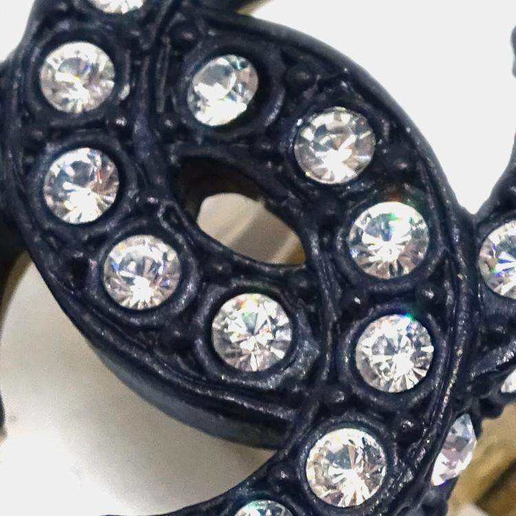 Pre Owned Chanel CC Black Rhinestone Clip-On Earrings 