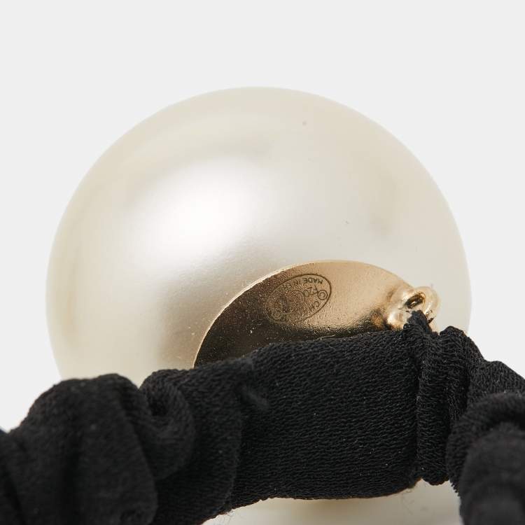 Pre Owned Chanel Black CC Faux Pearl Hair Tie