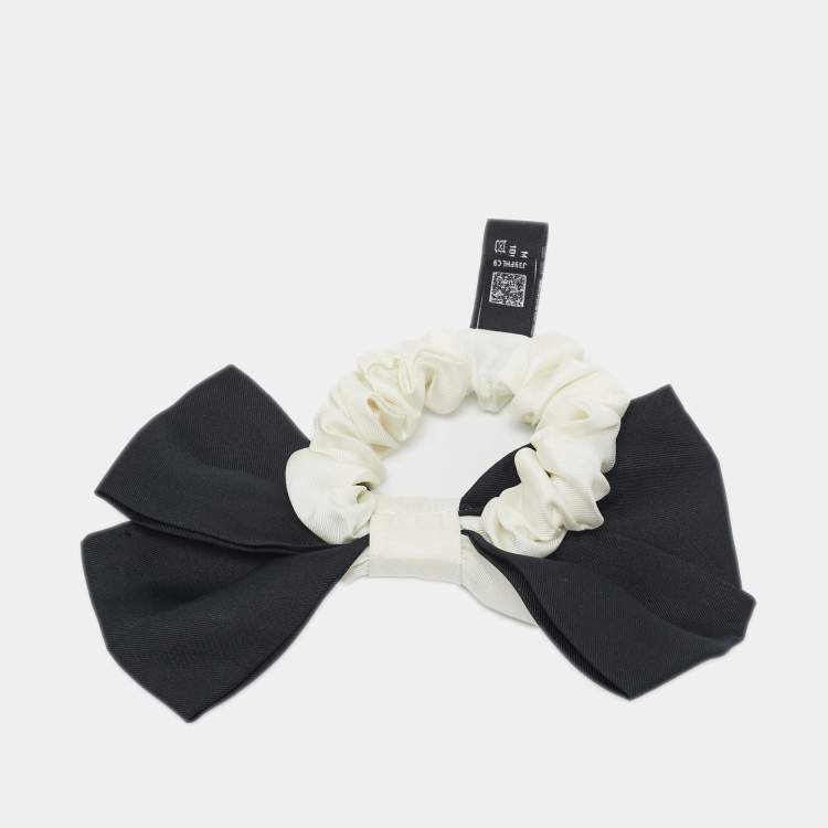 Pre Owned Chanel Black Silk Bow Scrunchie 