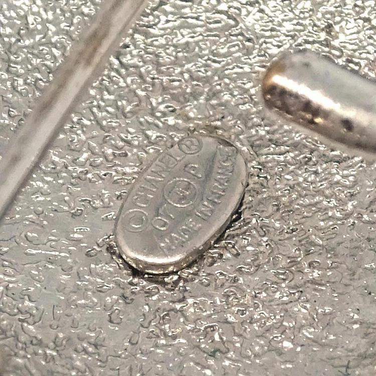 Pre Owned Chanel Silver Brooch Pin 