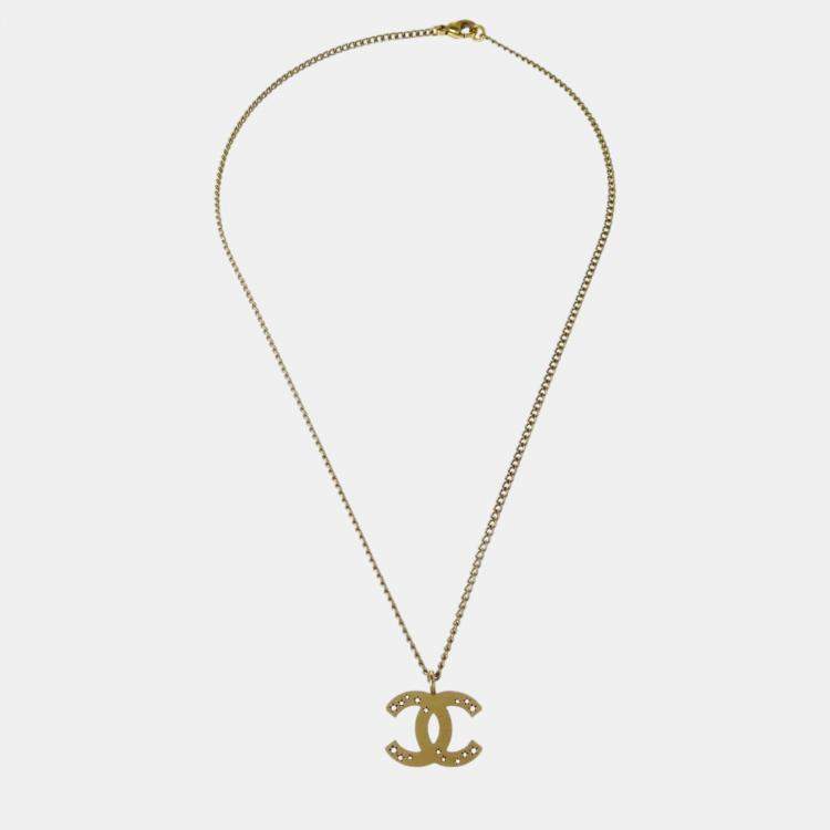 مملوكة مسبقًا Chanel Gold Plated CC Chain Pendant Necklace