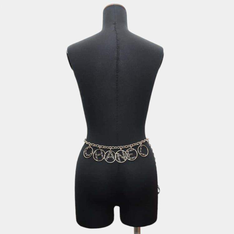Pre Owned Chanel Gold Metal Leather CC Charm Chainbelt