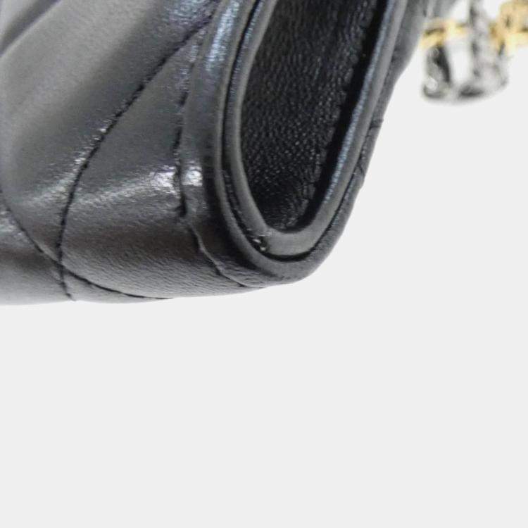 Pre Owned Chanel Black Leather 19 Phone Case Bag