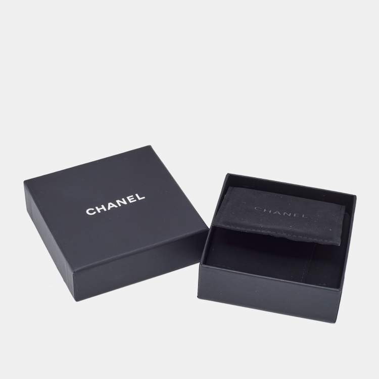 Pre Owned Chanel CC Gold Tone Brooch