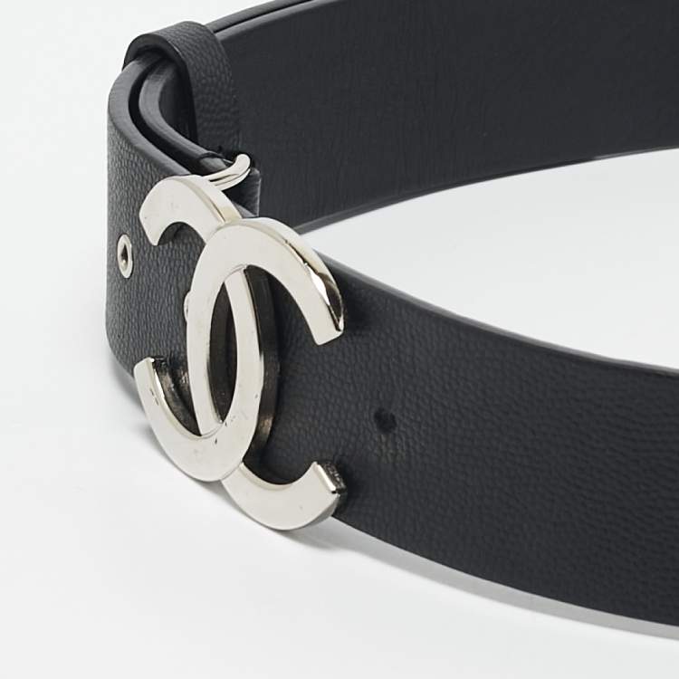 Pre Owned Chanel Black Leather CC Buckle Belt 75CM