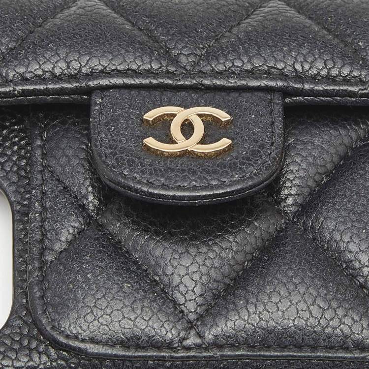Pre Owned Chanel Black Caviar Quilted Leather iPhone 13 Classic Chain Case