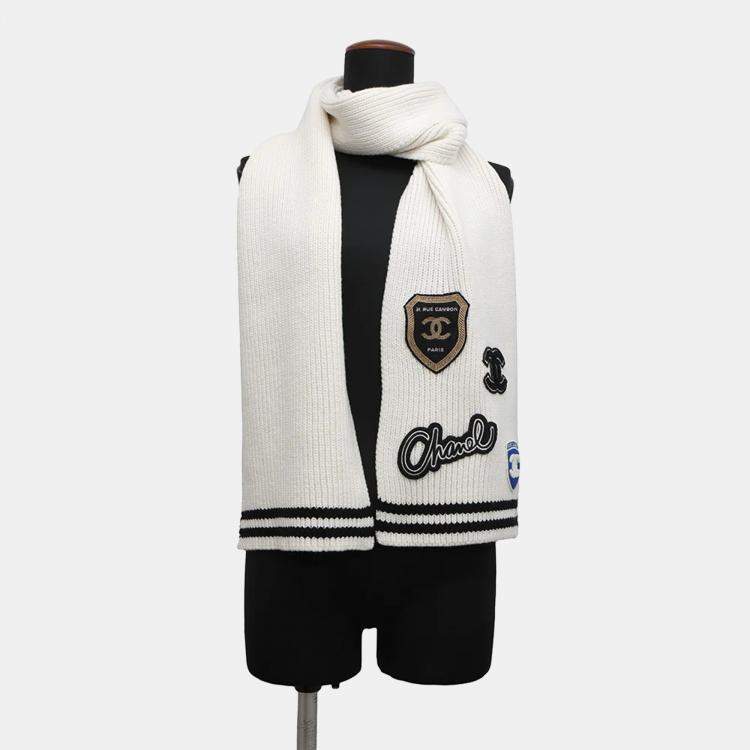 Pre Owned Chanel Logo Patch White Black 100% Cashmere Scarf