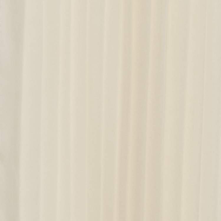 Pre Owned Chanel Off-White Silk Pleated Scarf 