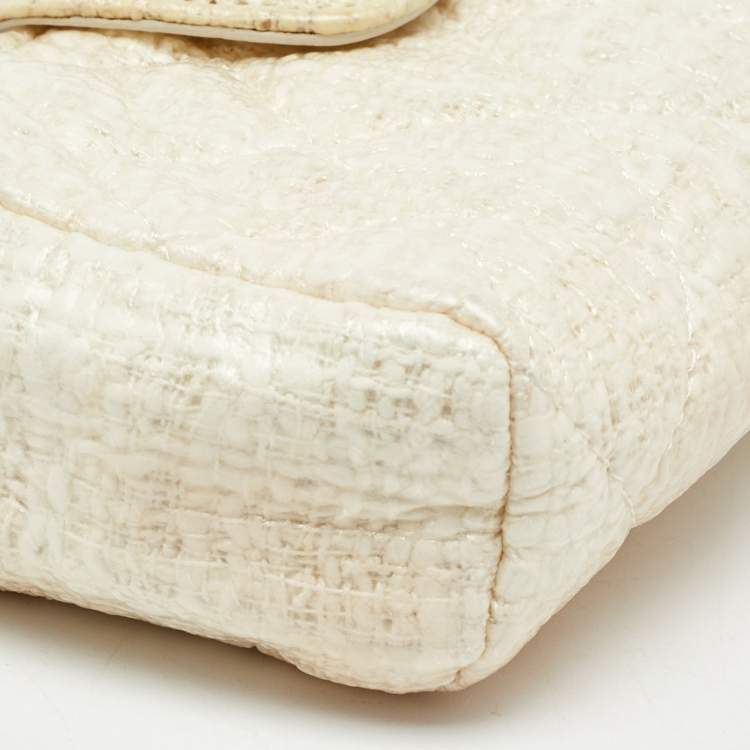 Pre Owned حافظة هاتف شانيل قماش مبطن مبطن أبيض