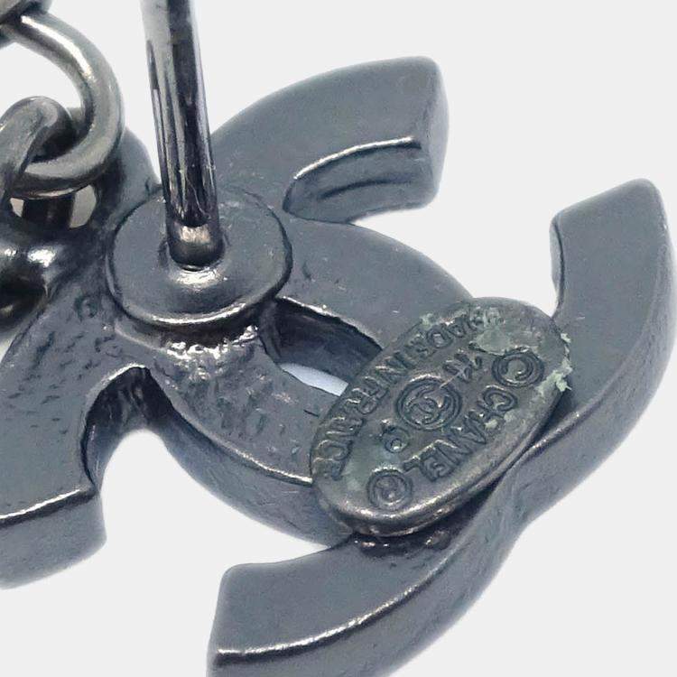Pre Owned Chanel Dangle Piercing Earrings Artificial Pearl CC Silver
