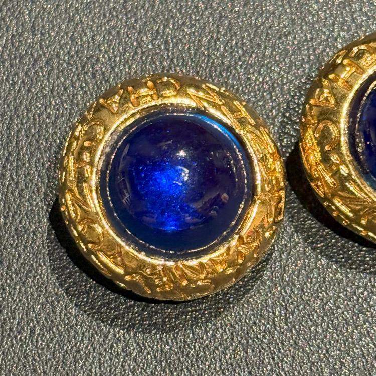 Pre Owned Chanel Vintage Blue and Gold Clip On Earrings