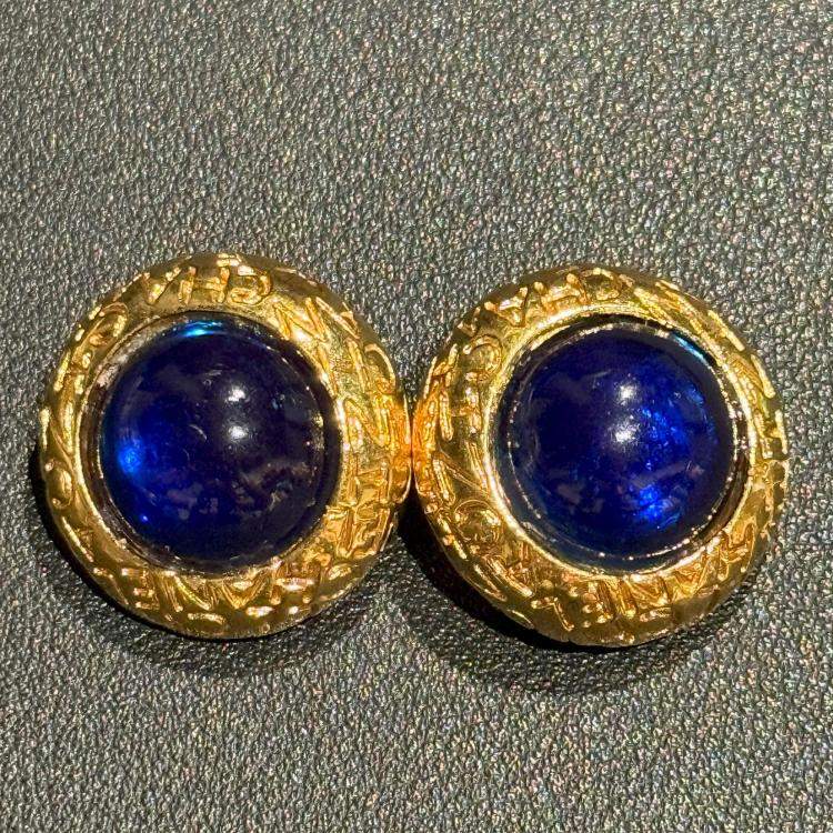 Pre Owned Chanel Vintage Blue and Gold Clip On Earrings