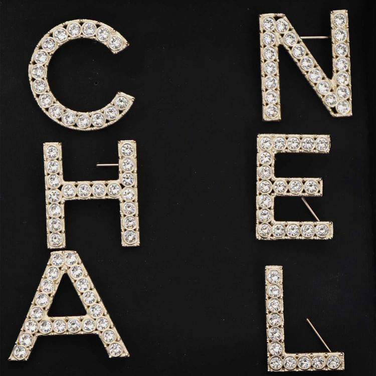 Pre Owned Chanel Runway Letter Brooch Set