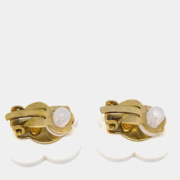 Pre Owned Chanel White/Gold/Black Gold Plated, Acrylic Flower Clip-On Earrings