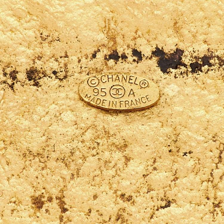Pre Owned Chanel CC Hammered Gold Tone Round Pin Brooch 