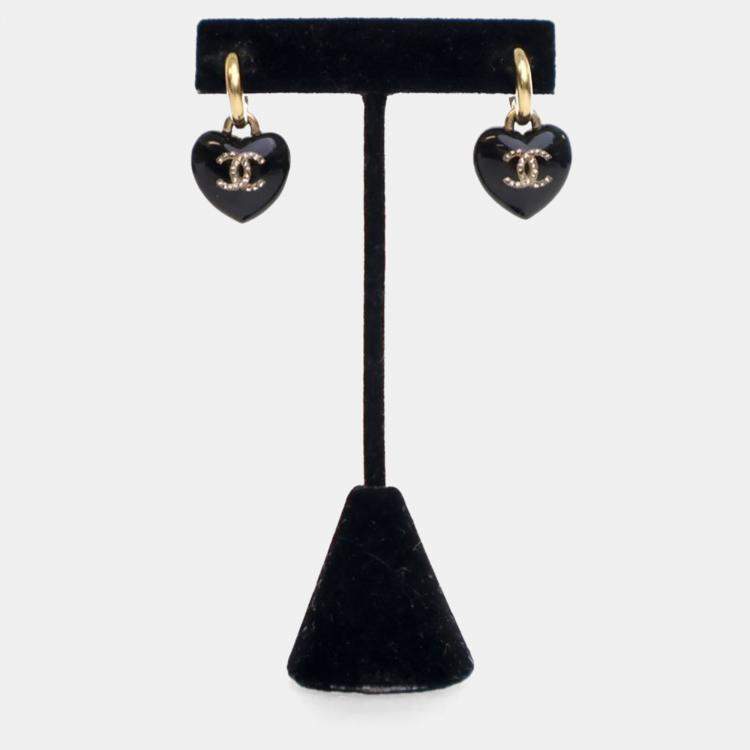 مملوكة مسبقًا Chanel CC Heart Crystal Drop Earrings 