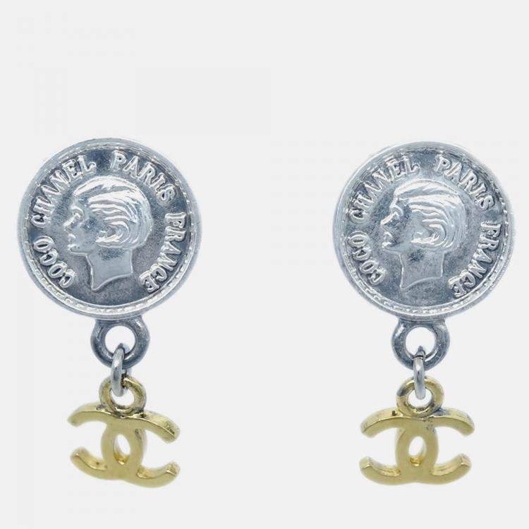 Pre Owned Chanel Dangle Gold Silver Plated Metal Clip-On Earrings 
