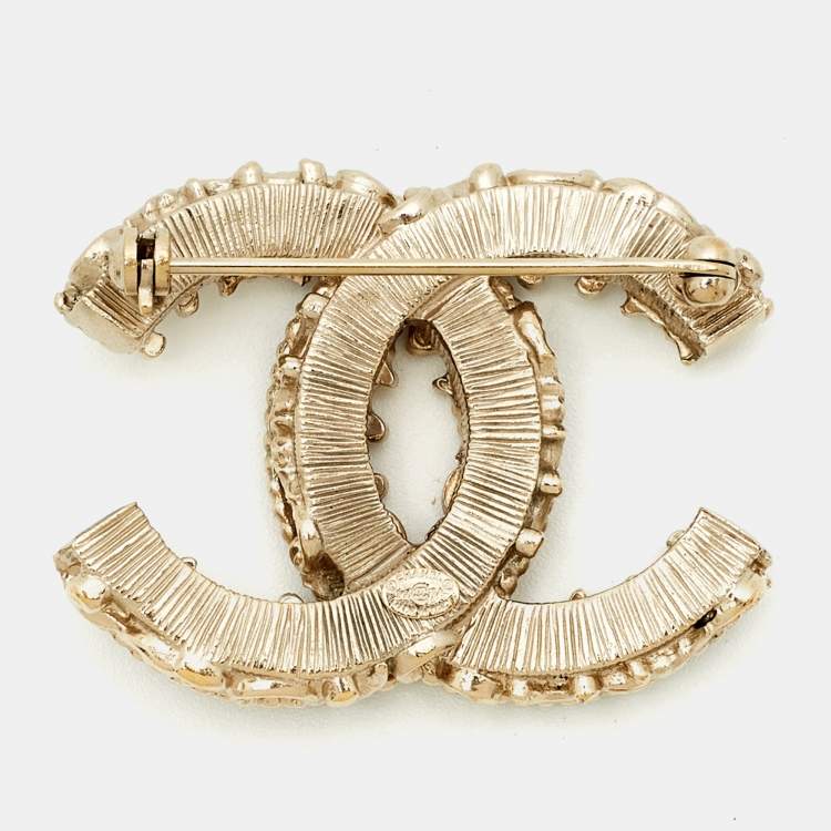 Pre Owned Chanel  CC Black Enamel Baroque Gold Tone Pin Brooch