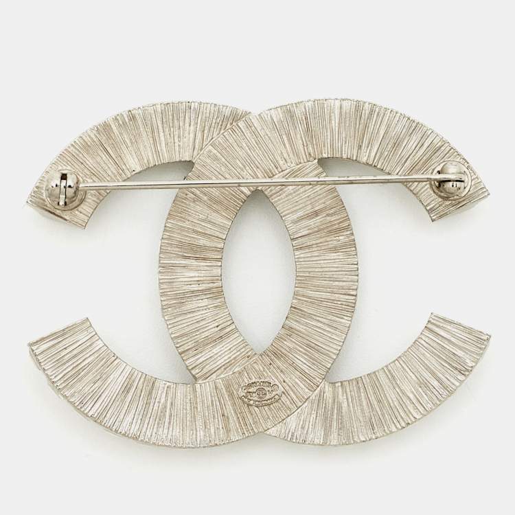 Pre Owned Chanel CC Crystals Silver Tone Brooch