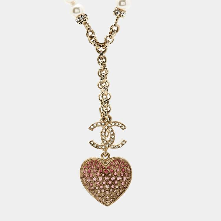 Pre Owned Chanel CC Heart Faux Pearl Enamel Crystals Gold Tone Chain Necklace