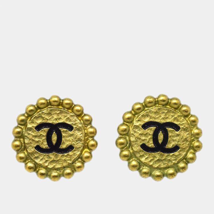 Pre Owned Chanel CC Button Earrings Clip-On Gold