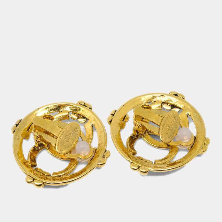 Pre Owned Chanel Gold Button Earrings Clip-On