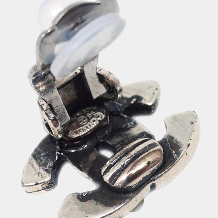 Pre Owned Chanel CC Earrings Clip-On Silver
