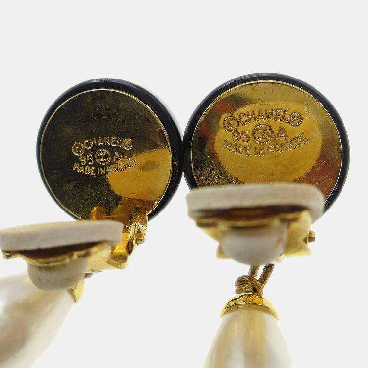 Pre Owned Chanel Artificial Pearl Dangle Earrings Clip-On Gold Black