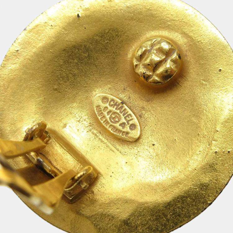 Pre Owned Chanel Button Earrings Gold Clip-On