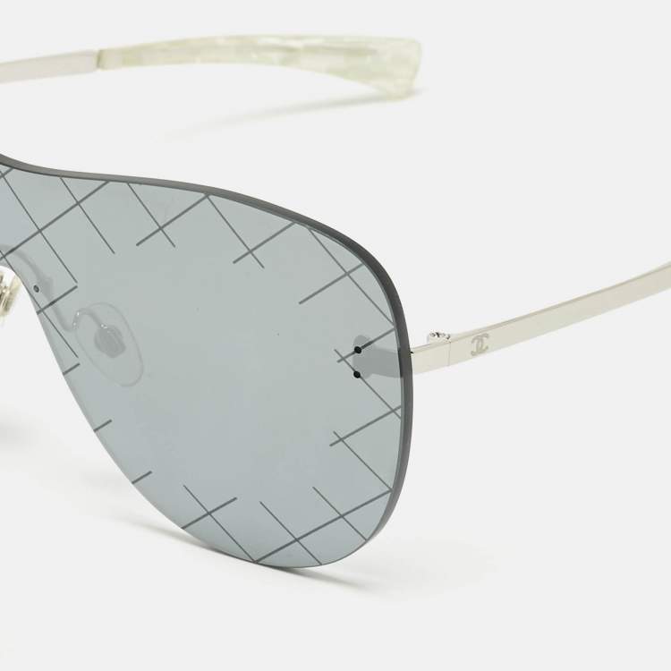 Pre Owned نظارة شمسية شانيل 71158 داكنة رمادية/معكوسة شيلد ران أواي