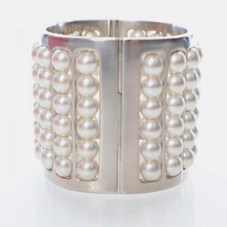 Pre Owned Chanel Classic Wide Faux Pearl Cuff Bracelet