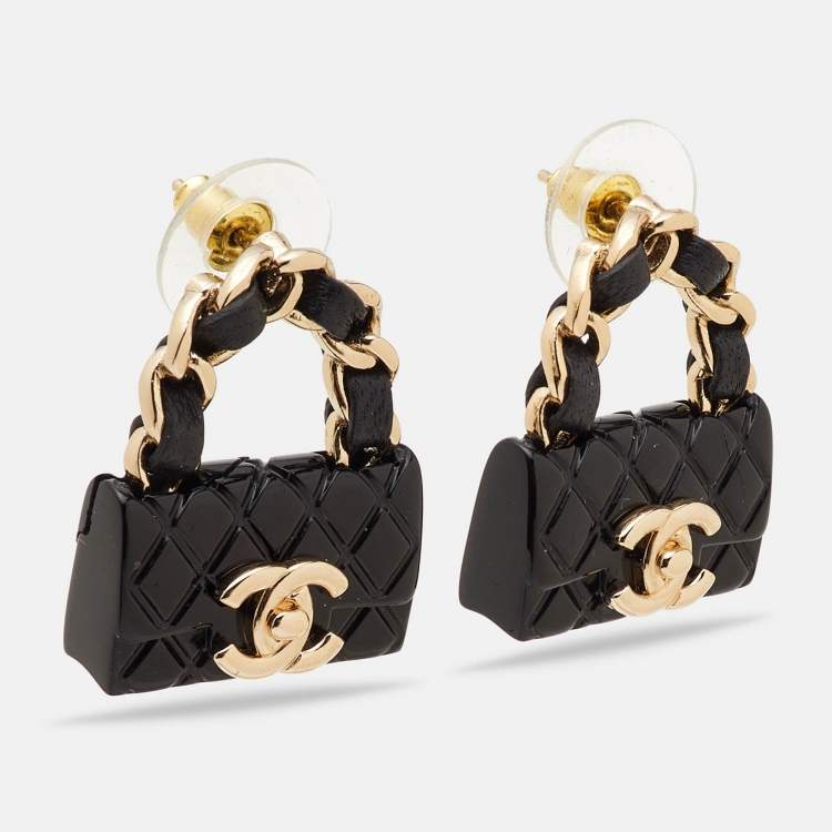 مملوكة مسبقًا Chanel CC Bag Resin Leather Gold Tone Earrings