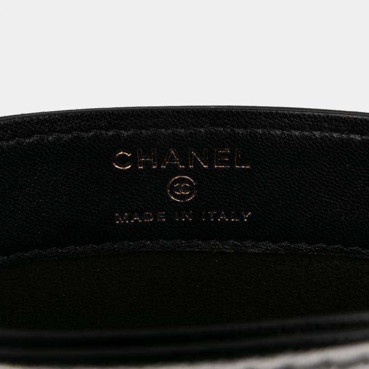 Pre Owned Chanel Black CC Quilted Lambskin Chain Around Phone Holder