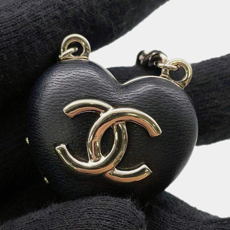 Pre Owned Chanel CC Logo Mirror Black Lambskin Necklace 
