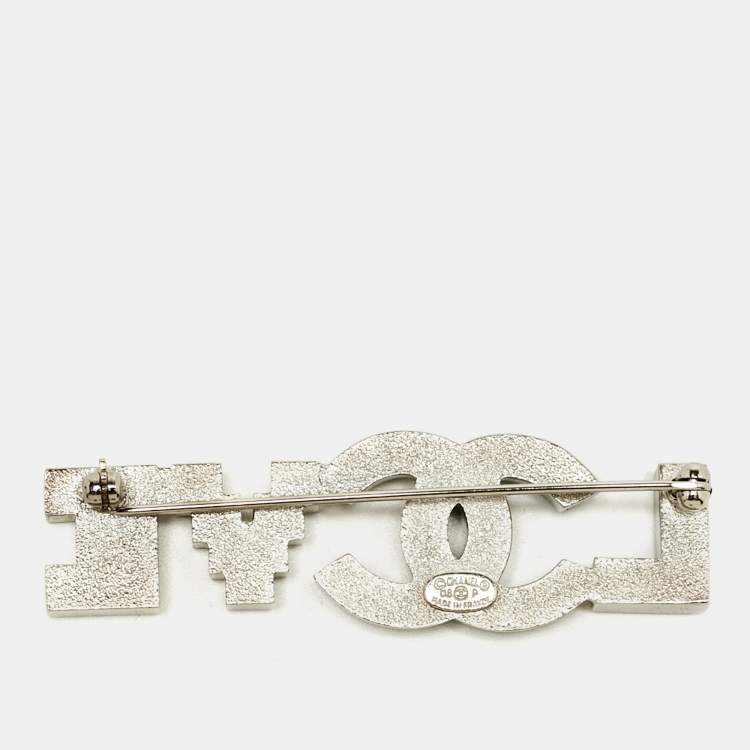 Pre Owned Chanel CC Love Crystal Silver Tone Pin Brooch