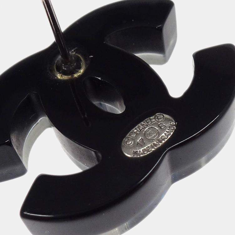 Pre Owned Chanel CC Piercing Earrings Black