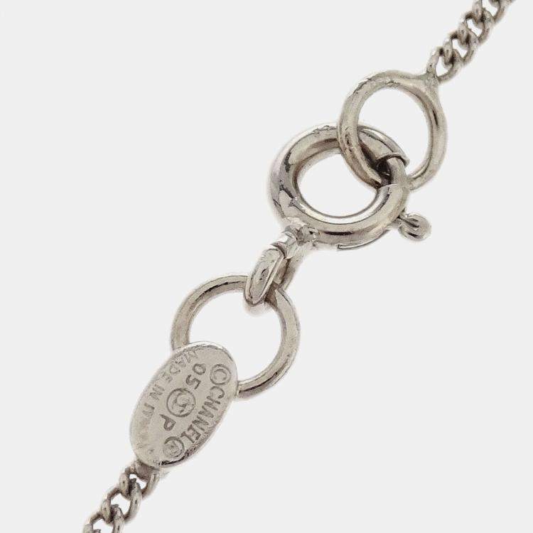 Pre Owned Chanel CC Acrylic Silver Red Chain Pendant Necklace
