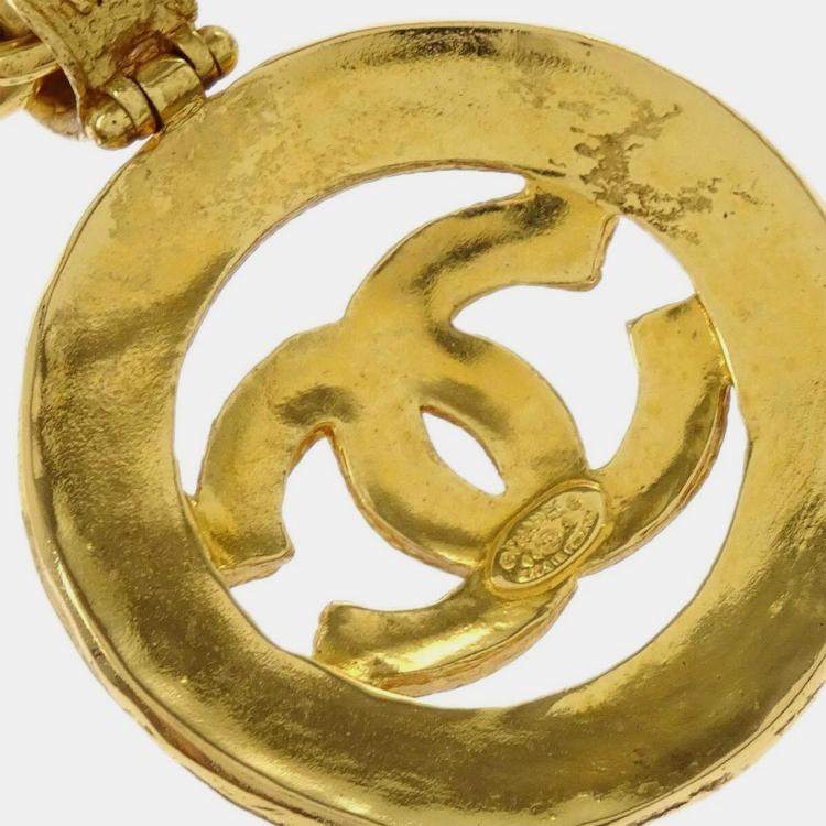 Pre Owned Chanel Gripoix Gold Chain Pendant Necklace Medallion 94A